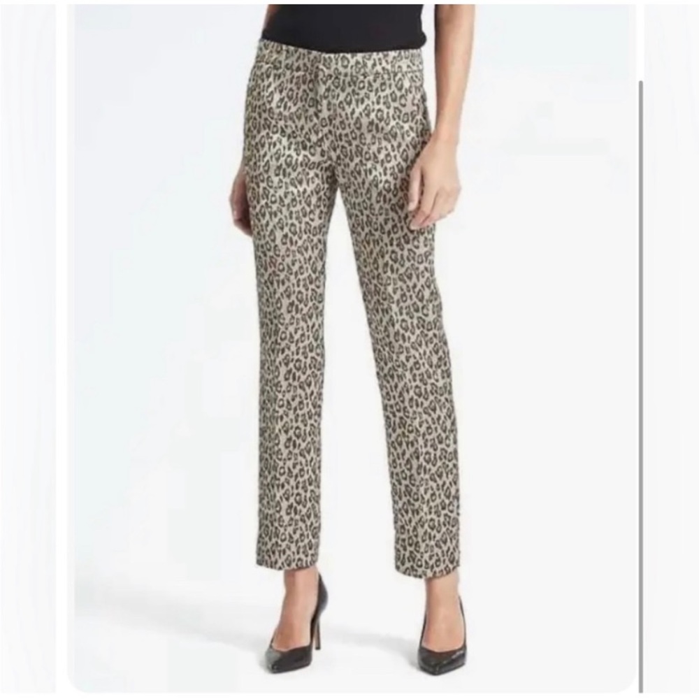 Banana Republic Avery leopard dress pant size 6